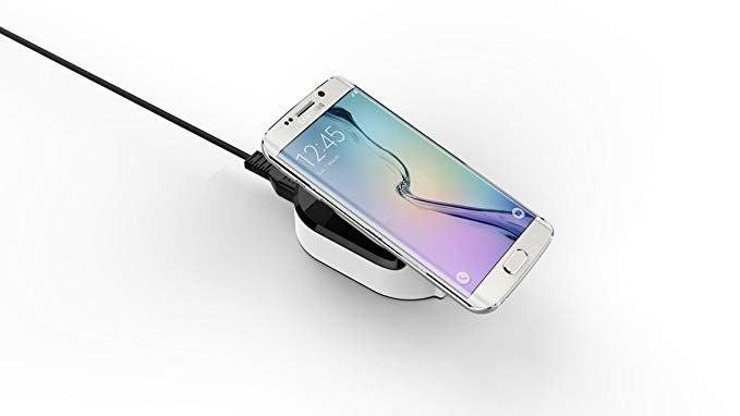 New Wireless Charger for Samsung phones. Fast Wireless Charger. Cell Phone mat charger with fast USB charging port.